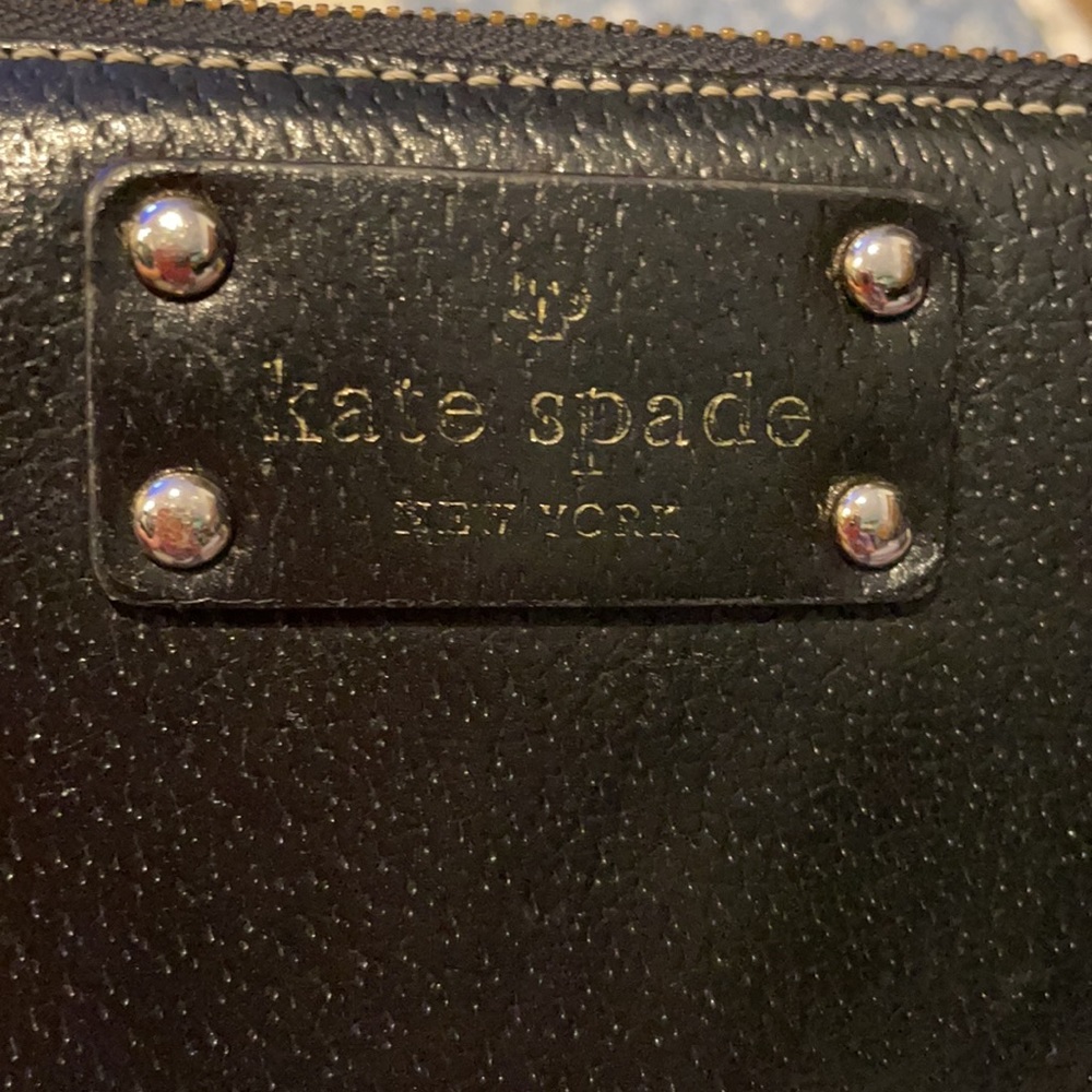 USED Kate Spade Large Continental Zipper Wallet - Picture 2 of 6